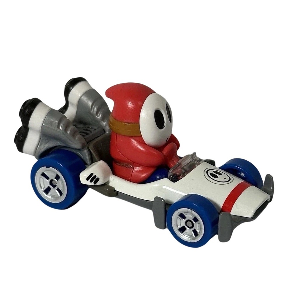 Hot Wheels Mario Kart Shy Guy B Dasher Red White Blue Die-Cast
